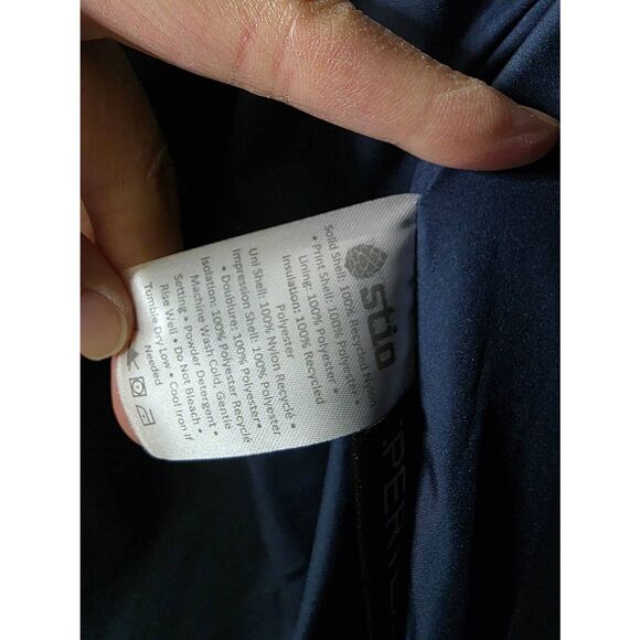 STIO Women's Skycrest Insulated Snap Shirt S with customized logo NWT - Picture 3 of 10